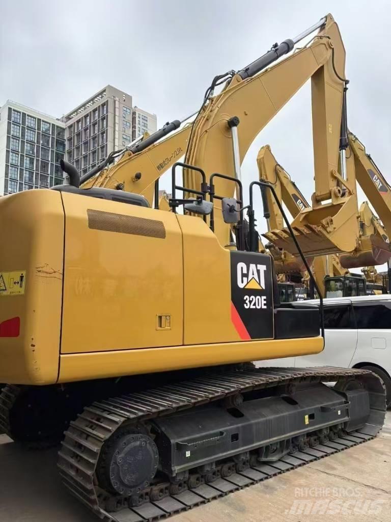 CAT 320 E Гусеничні екскаватори