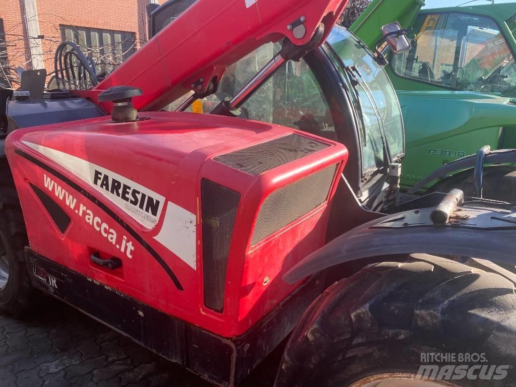 Faresin 7.30 Телескопічний навантажувач