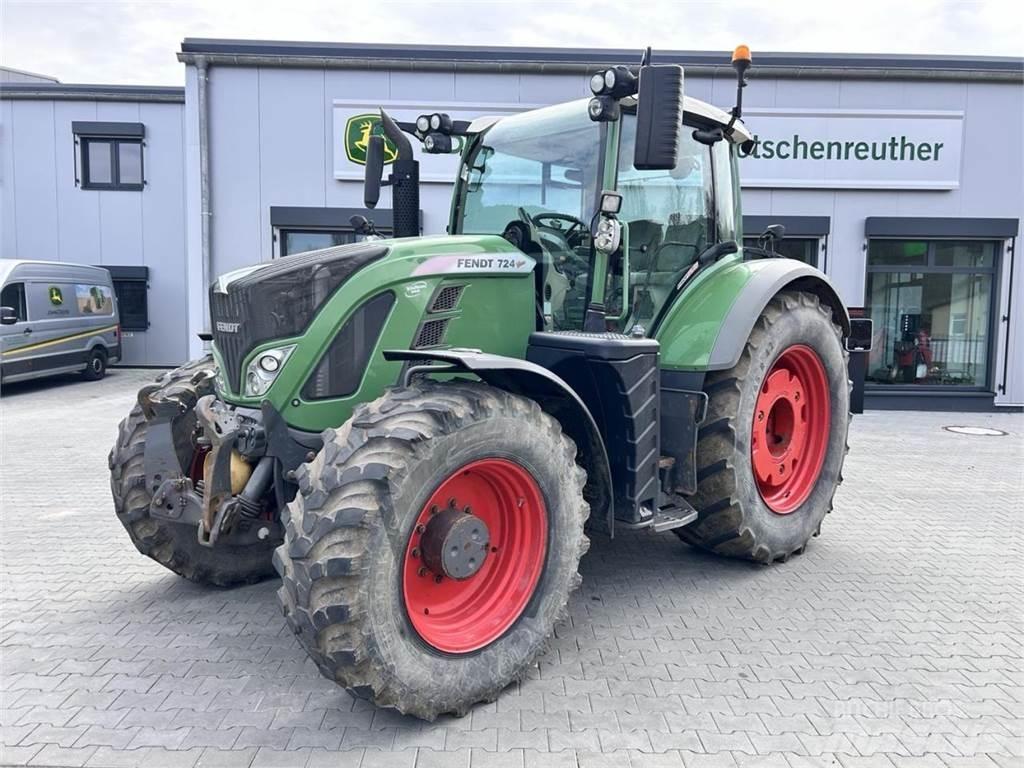 Fendt 724 Vario Трактори