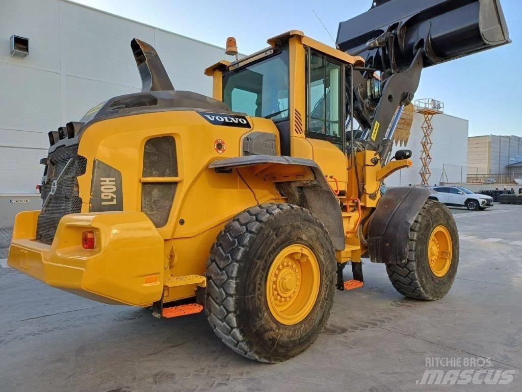 Volvo L 90 H Фронтальні навантажувачі