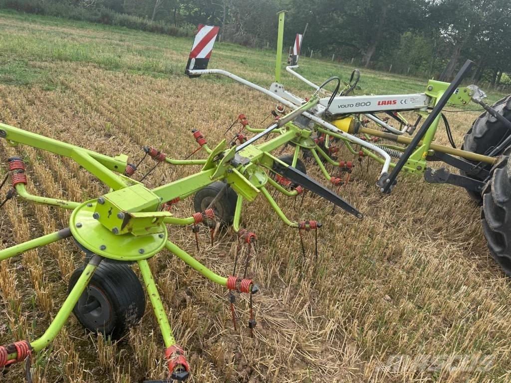 CLAAS Volto 800 Граблі і сінозворушувачі