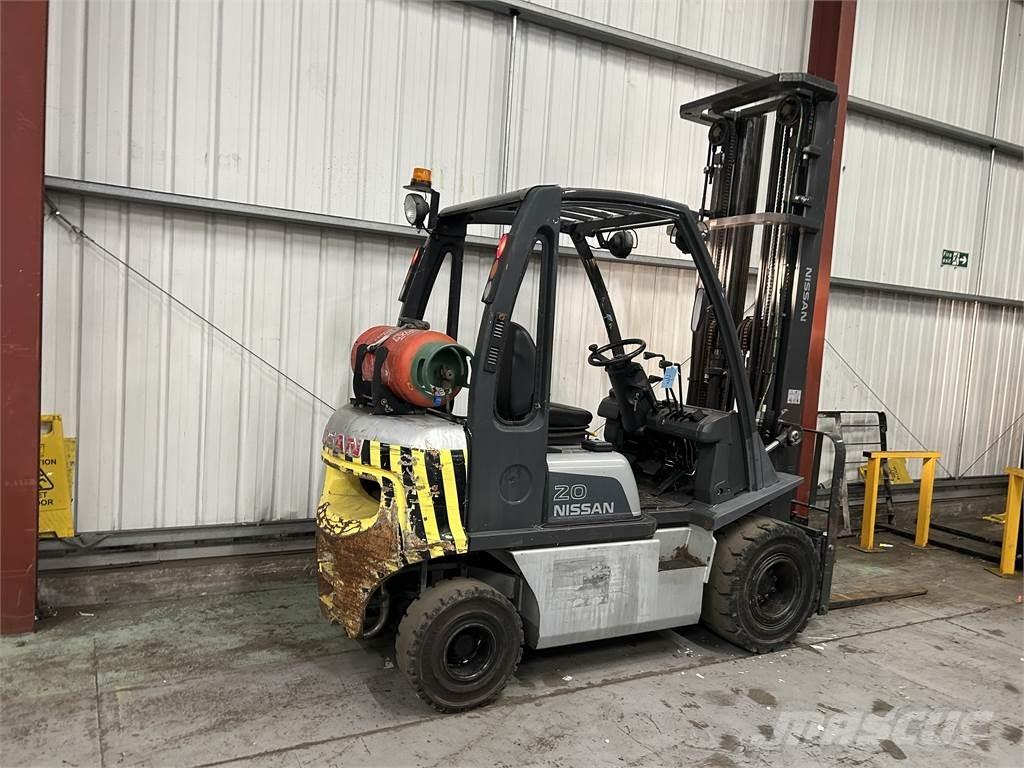 Nissan U1D2A20LQ Газові навантажувачі