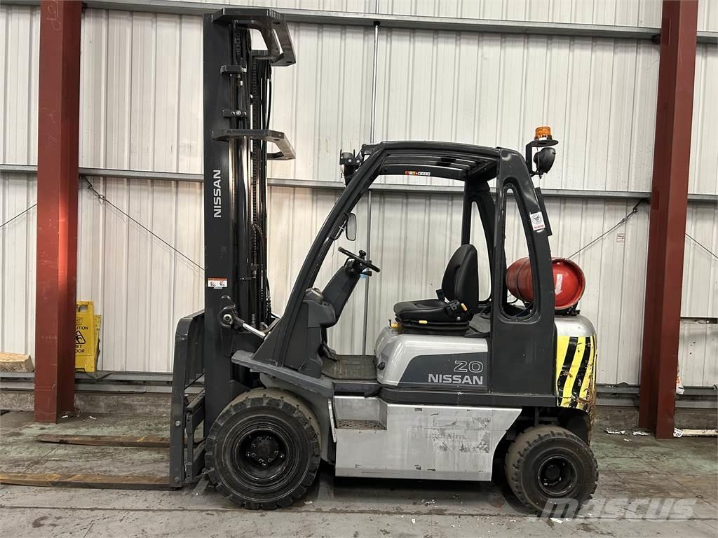 Nissan U1D2A20LQ Газові навантажувачі
