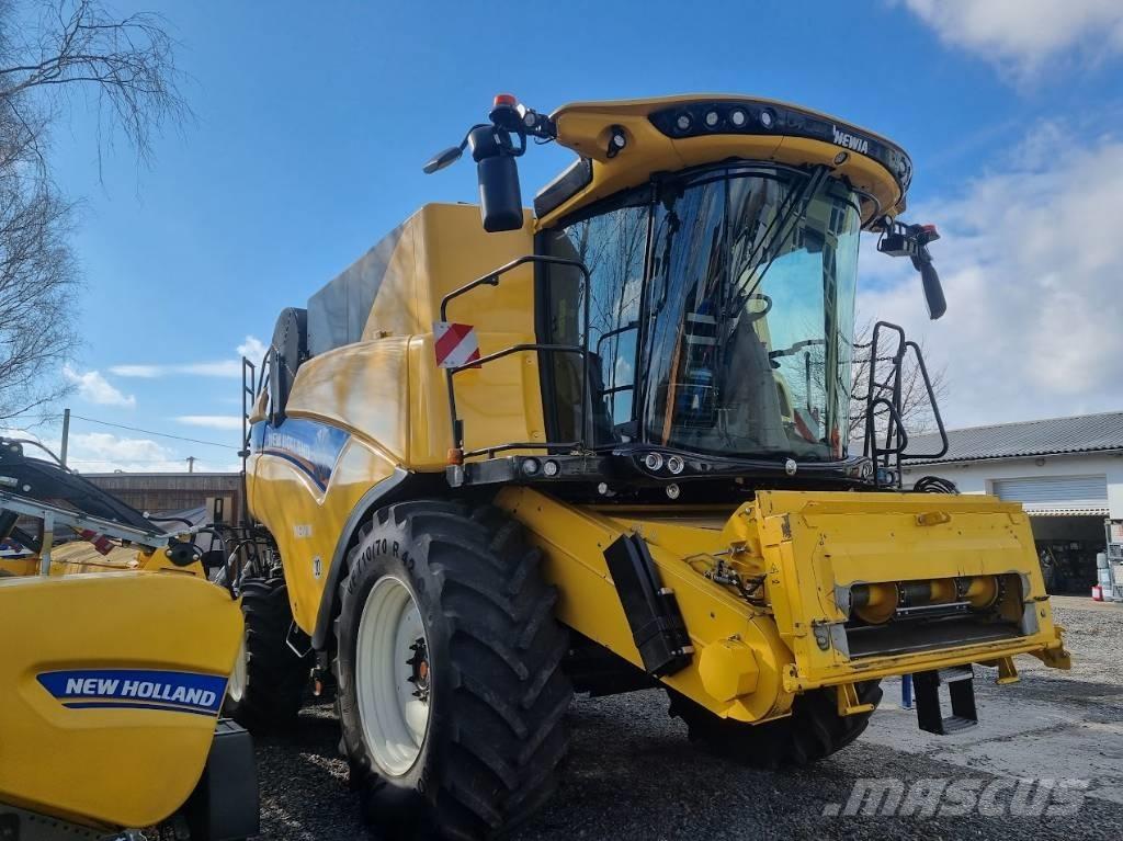 New Holland CX 8.70 Зернозбиральні комбайни