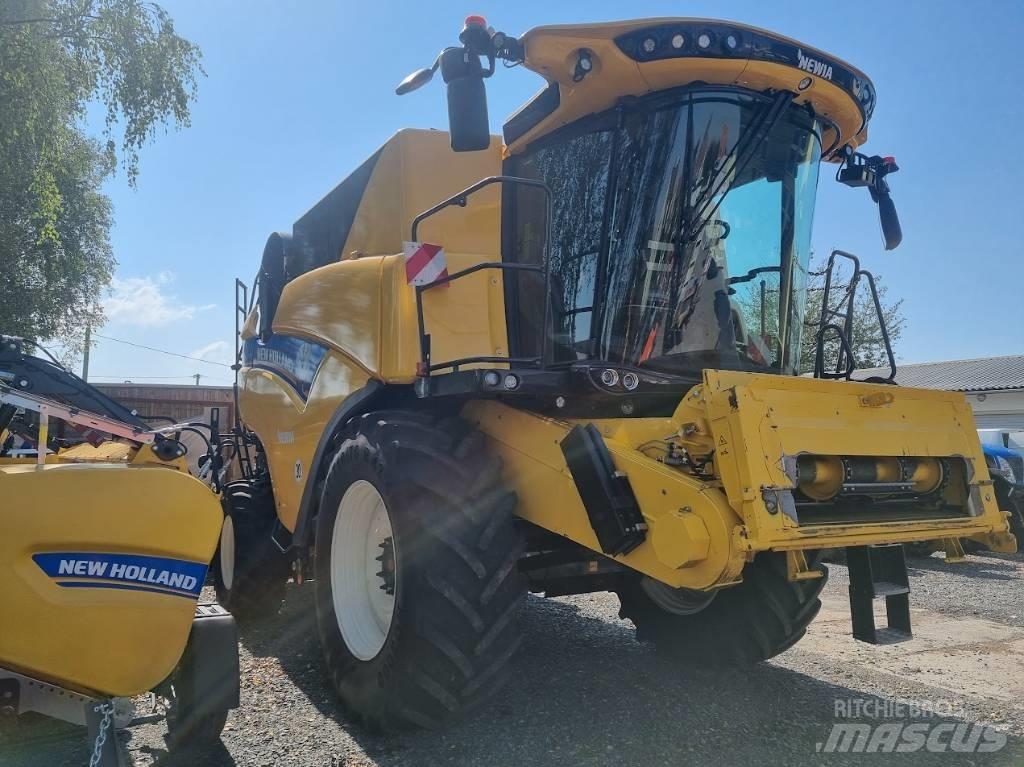 New Holland CX 8.70 Зернозбиральні комбайни