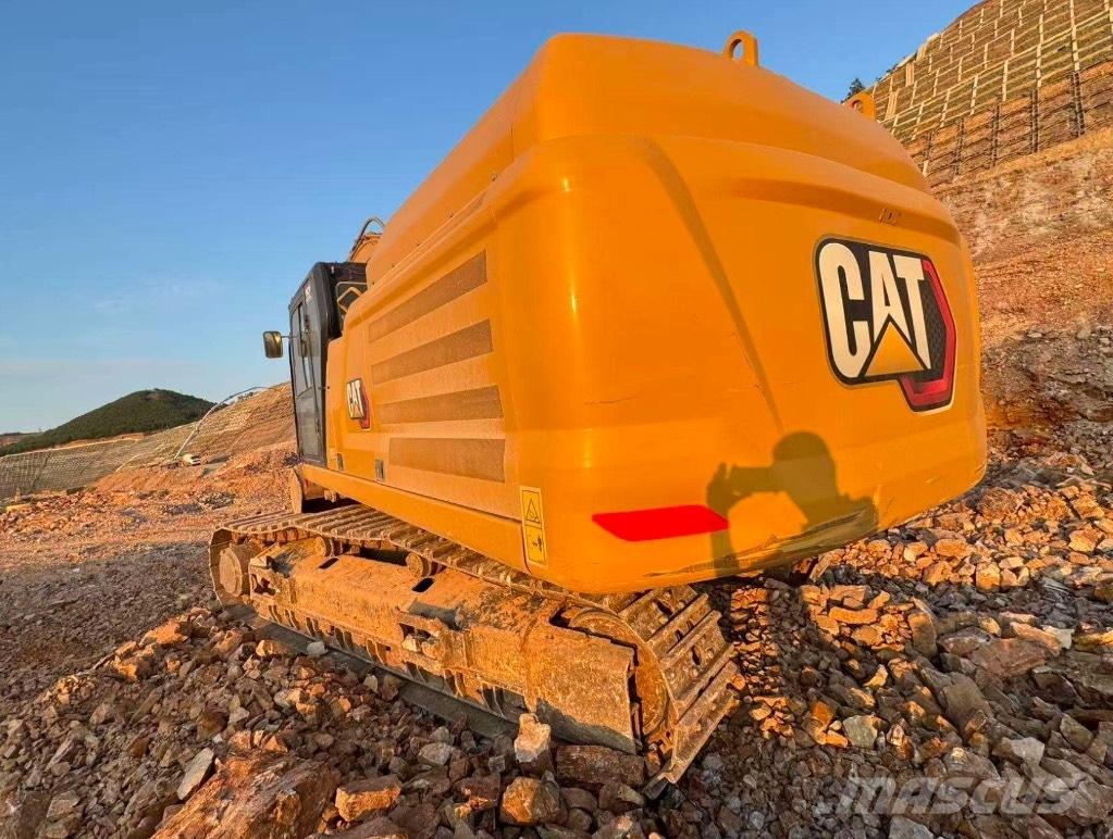 CAT 352 Гусеничні екскаватори