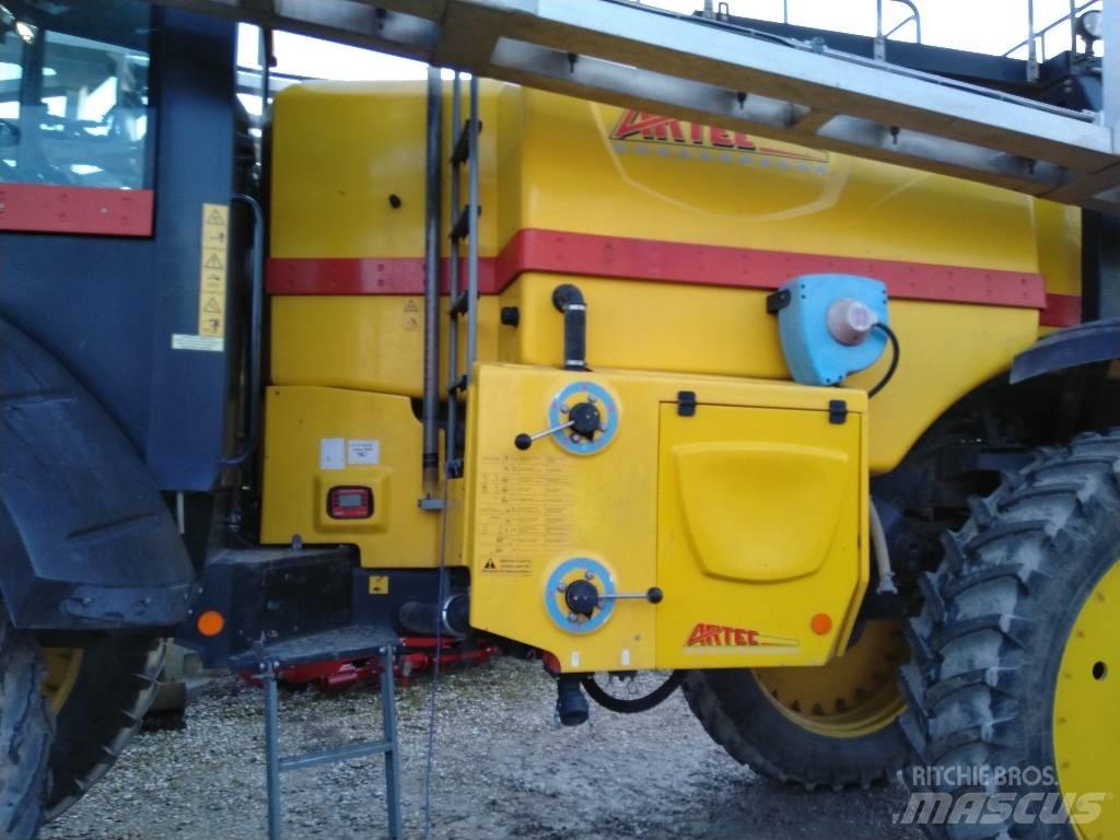 Artec F40 Самохідні обприскувачі