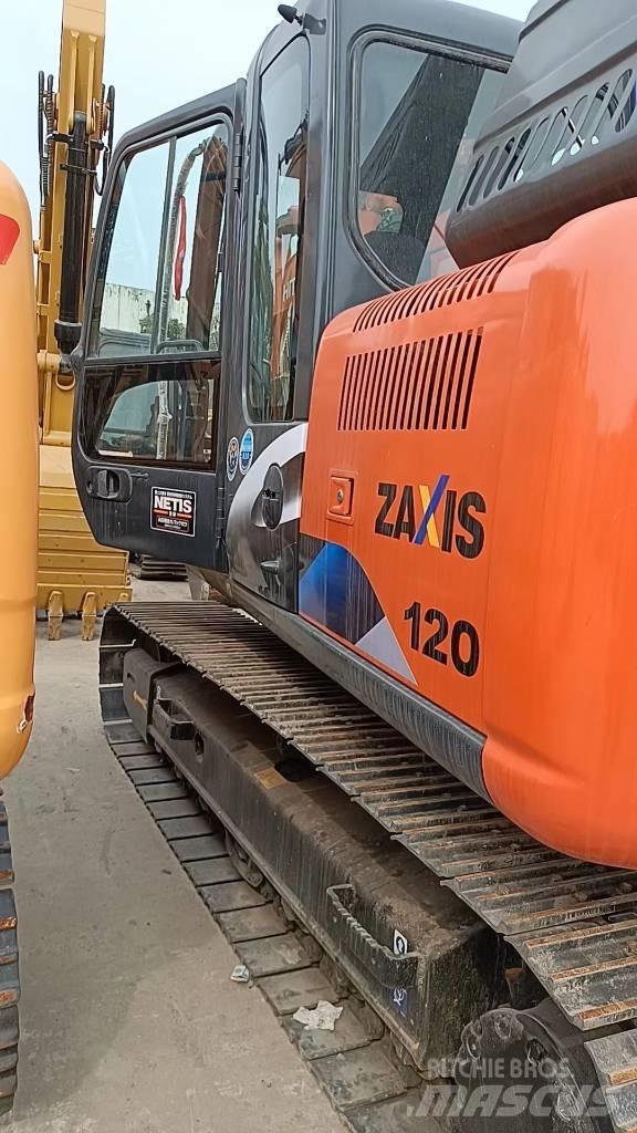 Hitachi ZX120-6 Гусеничні екскаватори