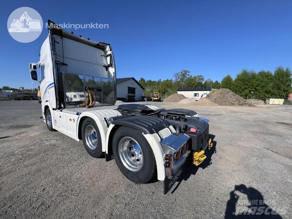 Scania R 650 ADR Тягачі