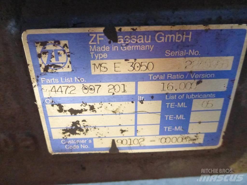 GM Doosan DX140W Осі