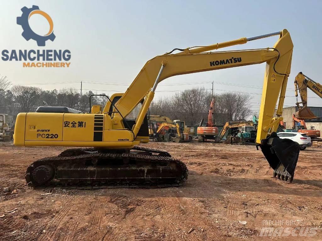 Komatsu PC 200 Гусеничні екскаватори