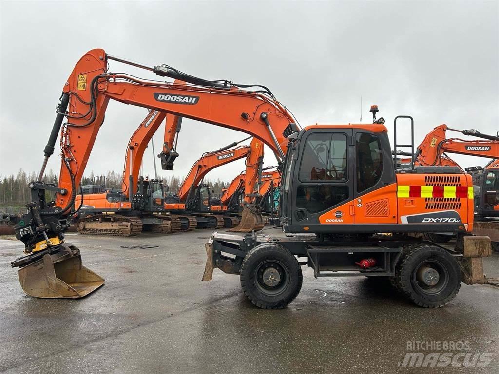Doosan DX170W-5 Гусеничні екскаватори