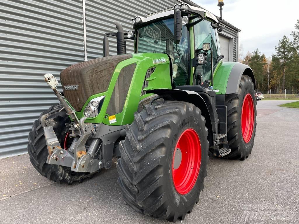 Fendt 828 Vario Трактори