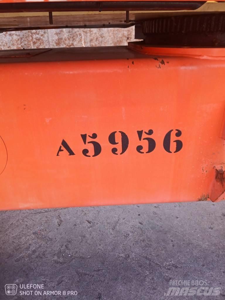 JLG 1350 SJP Телескопічні підйомники