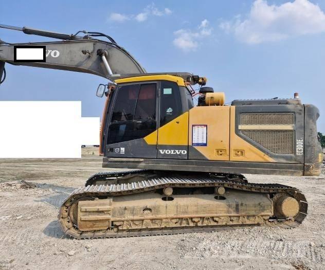 Volvo EC 300 EL Гусеничні екскаватори