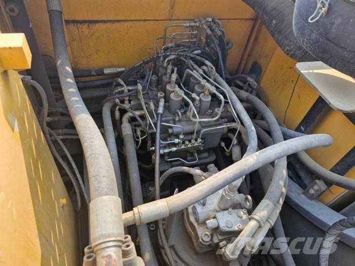 Volvo EC 300 EL Гусеничні екскаватори