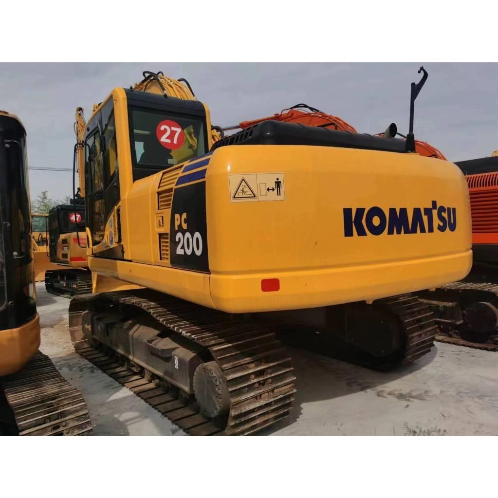 Komatsu PC 200-8 Гусеничні екскаватори
