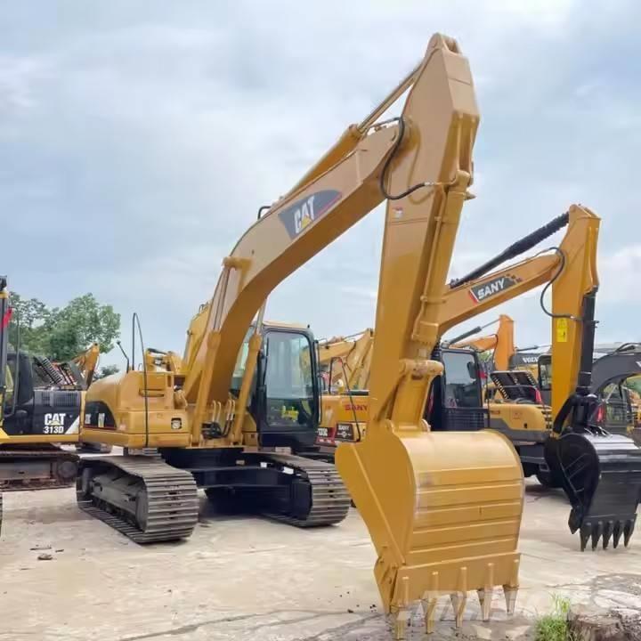 CAT 320 C Гусеничні екскаватори