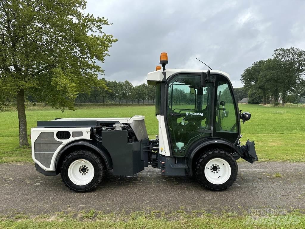 Multihog MX-75 Трактори