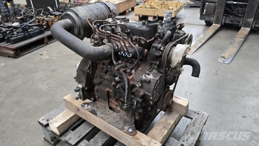 Kubota D1105 Двигуни