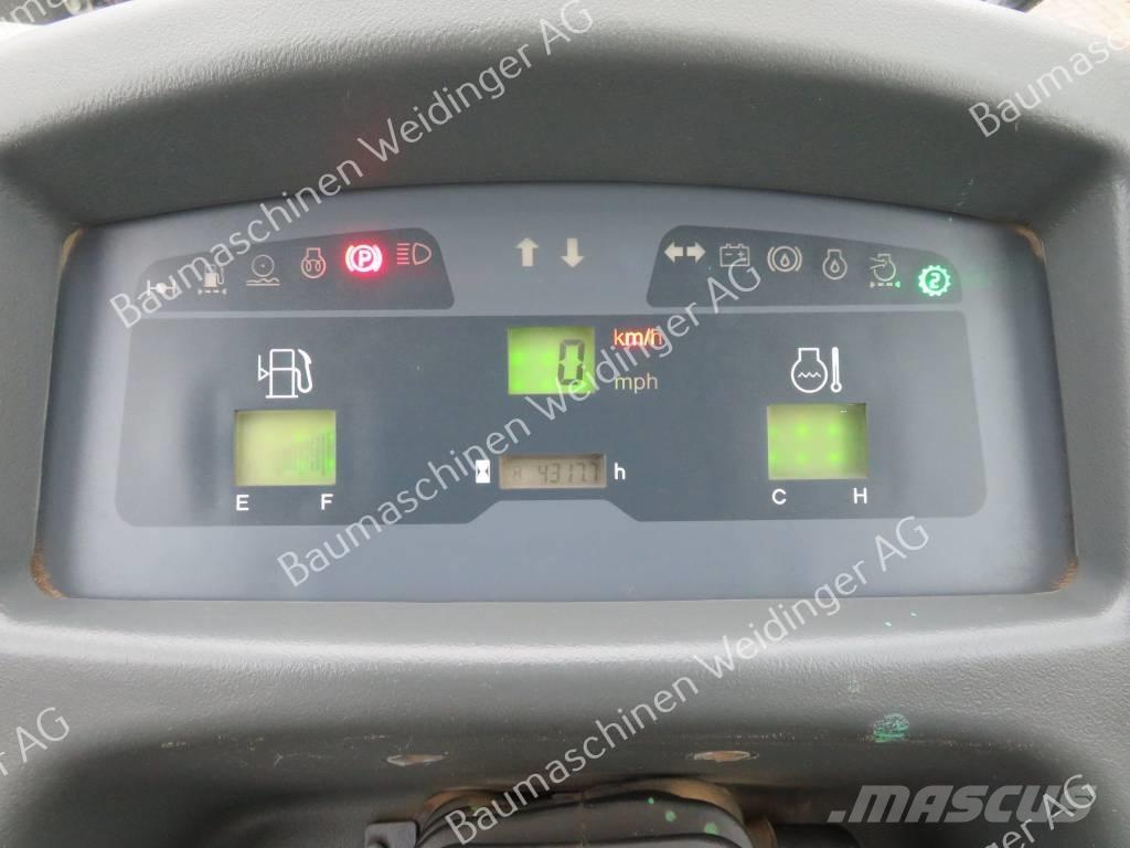 Komatsu WA 70-6 Фронтальні навантажувачі