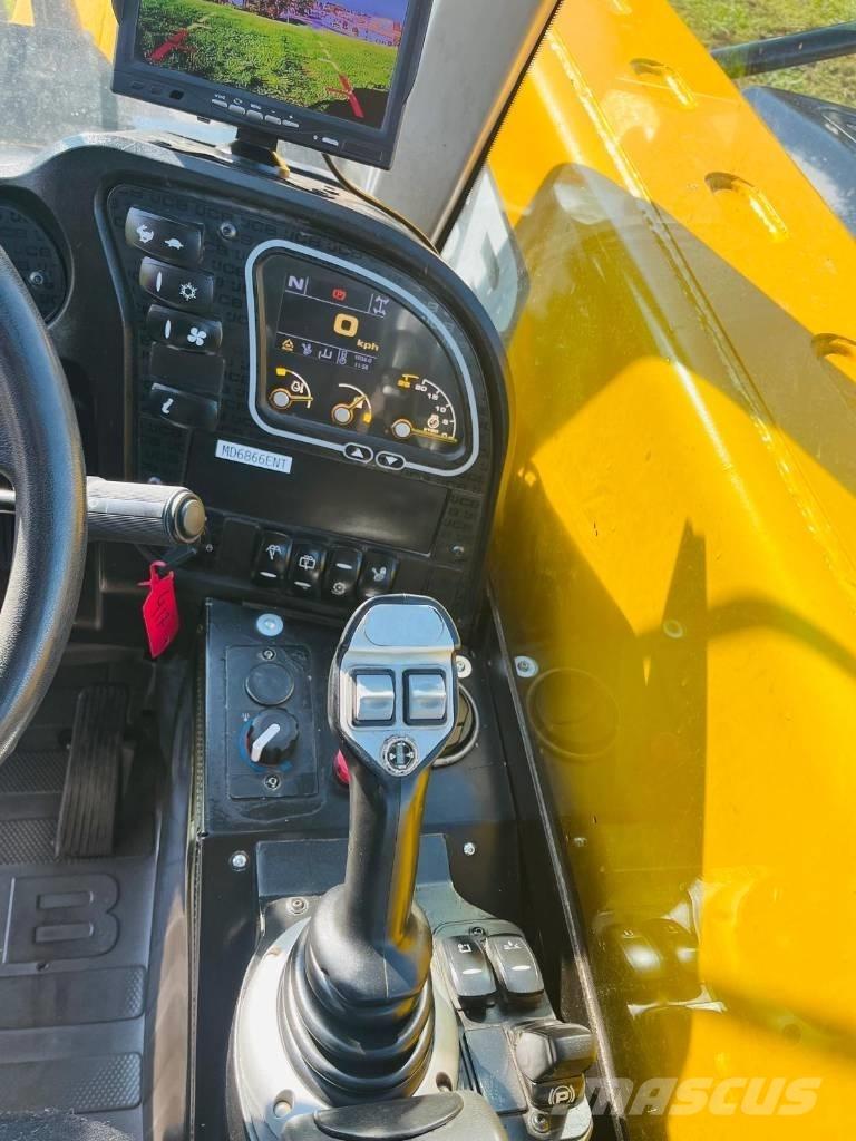 JCB 525-60 Телескопічні навантажувачі