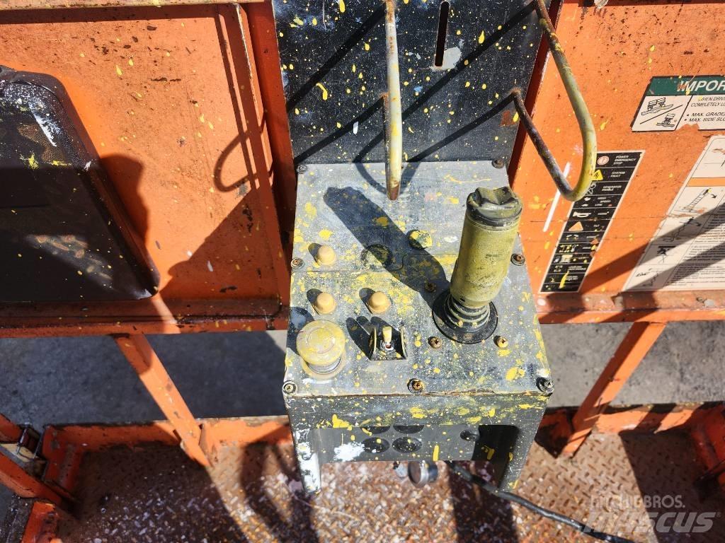 JLG 4069 LE Підйомники-ножиці