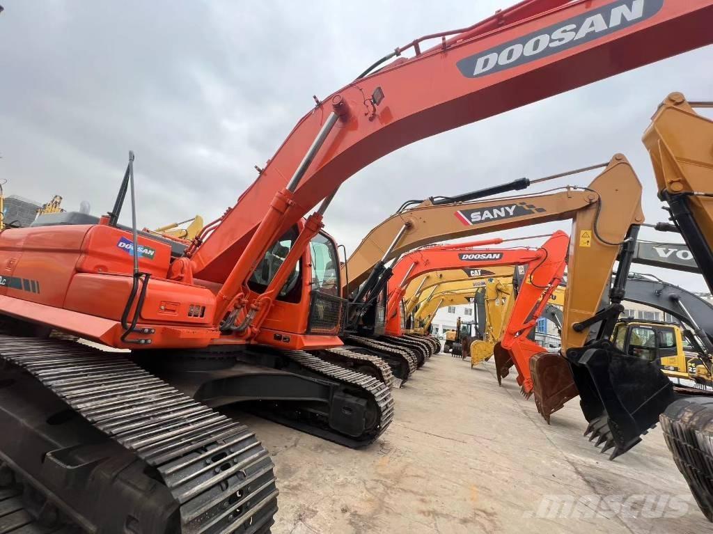 Doosan DOOOSAN DX300 Гусеничні екскаватори