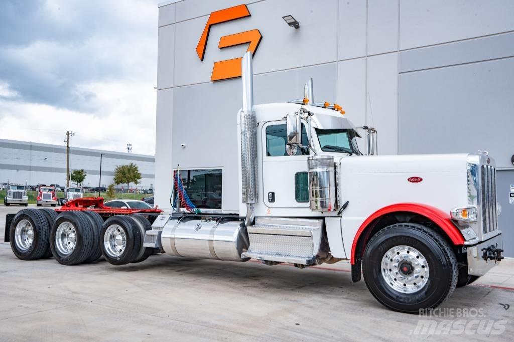Peterbilt 389 Тягачі
