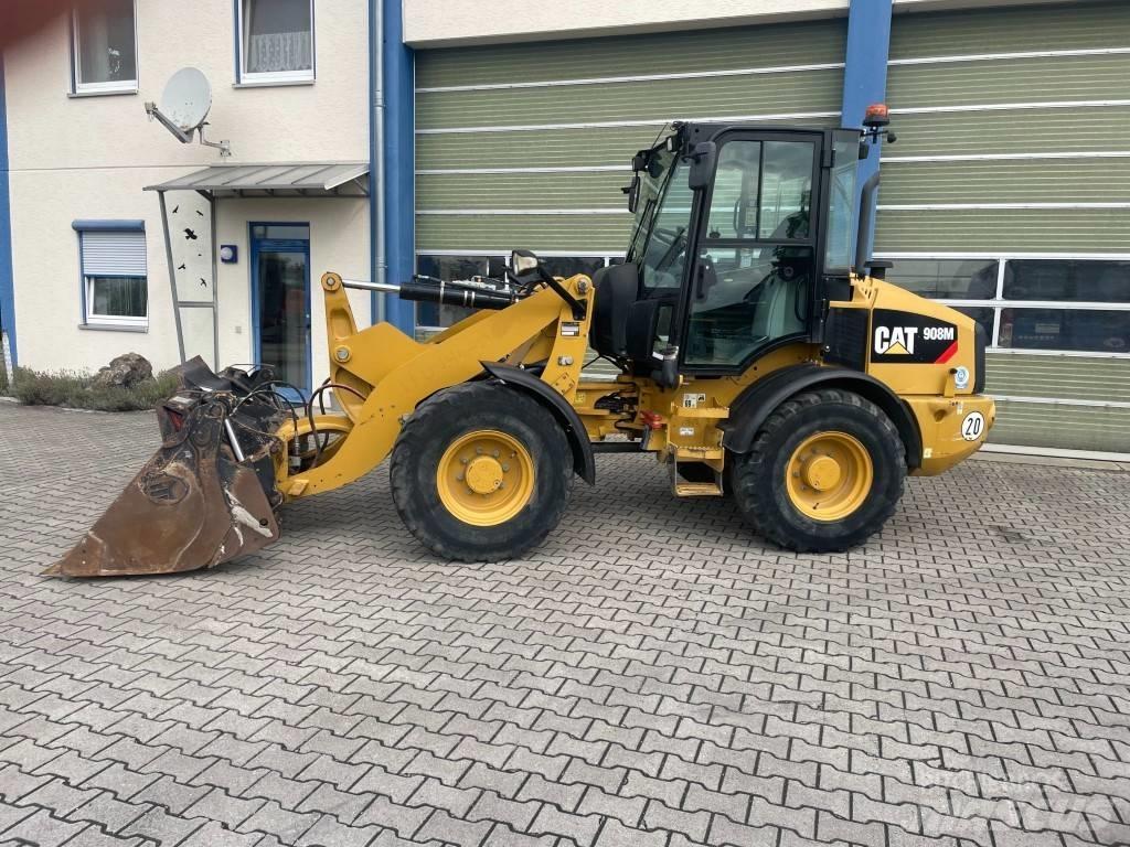CAT 908 M Фронтальні навантажувачі