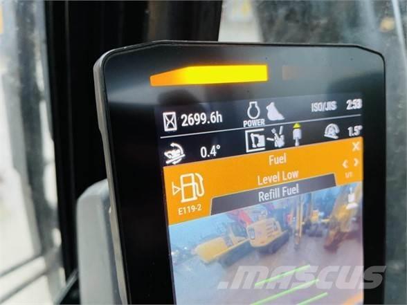 CAT 320 Гусеничні екскаватори