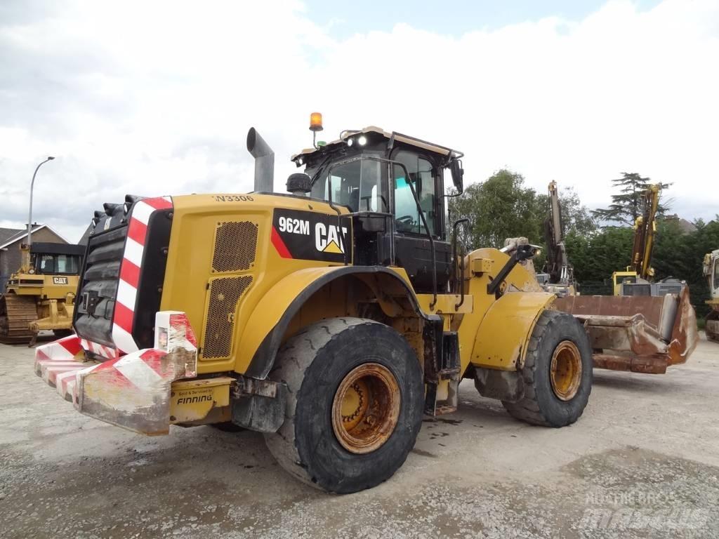 CAT 962 M Фронтальні навантажувачі