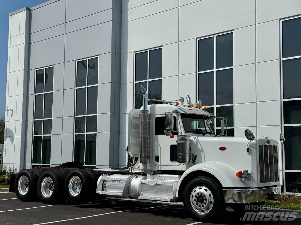 Peterbilt 367 Тягачі