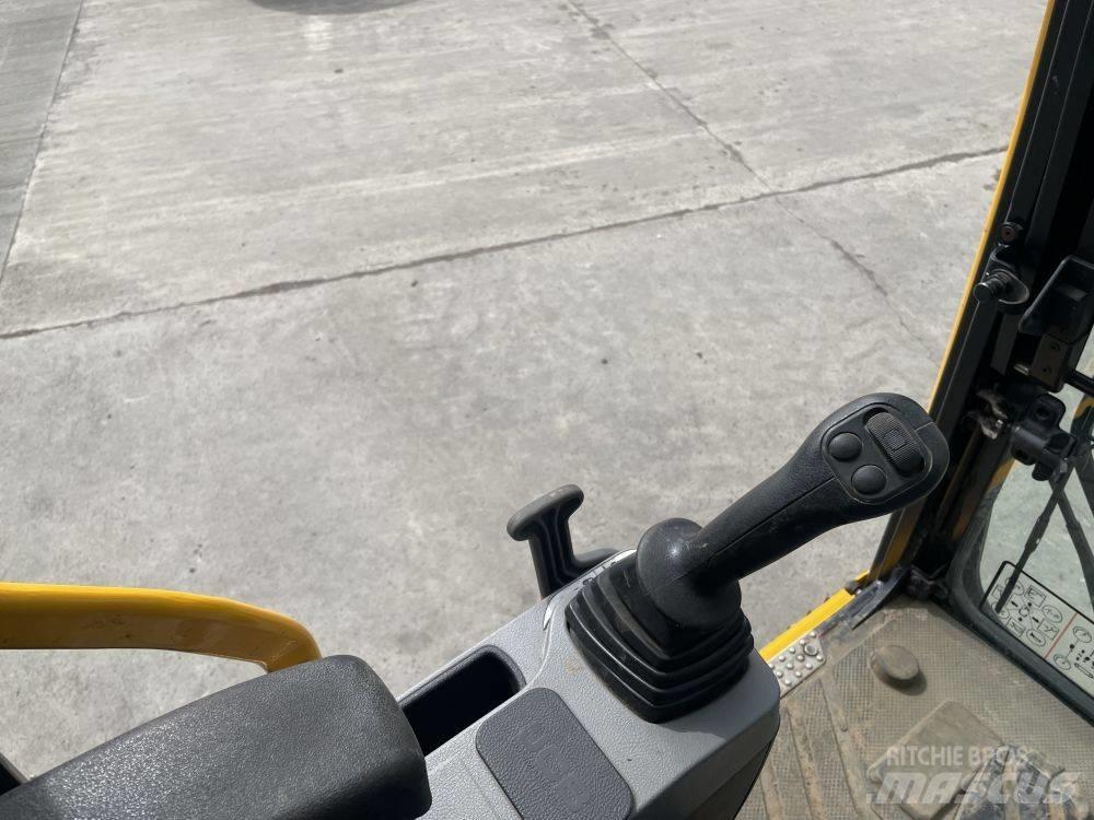 JCB 140 X Гусеничні екскаватори