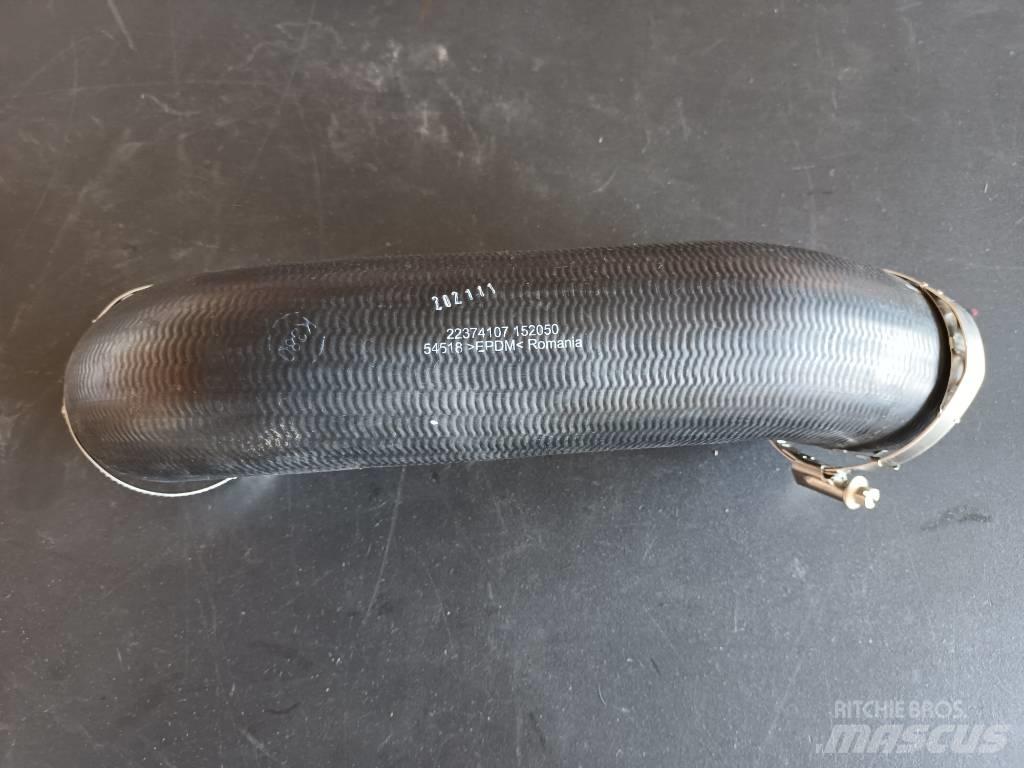 Volvo HOSE 22374107 Транспорт - Інші