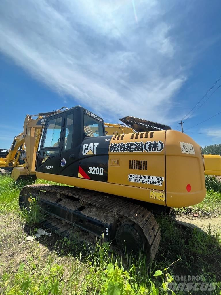 CAT 320d Гусеничні екскаватори