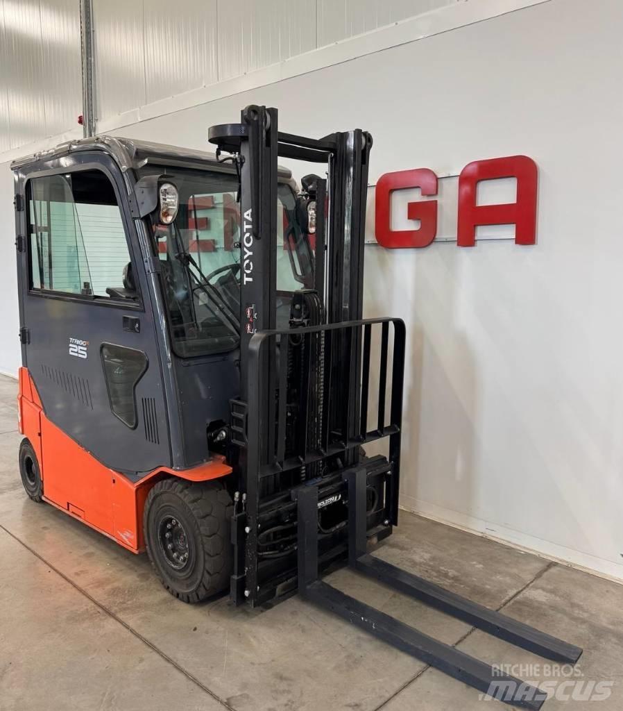 Toyota 10939 - 8FBMT25 Електронавантажувачі