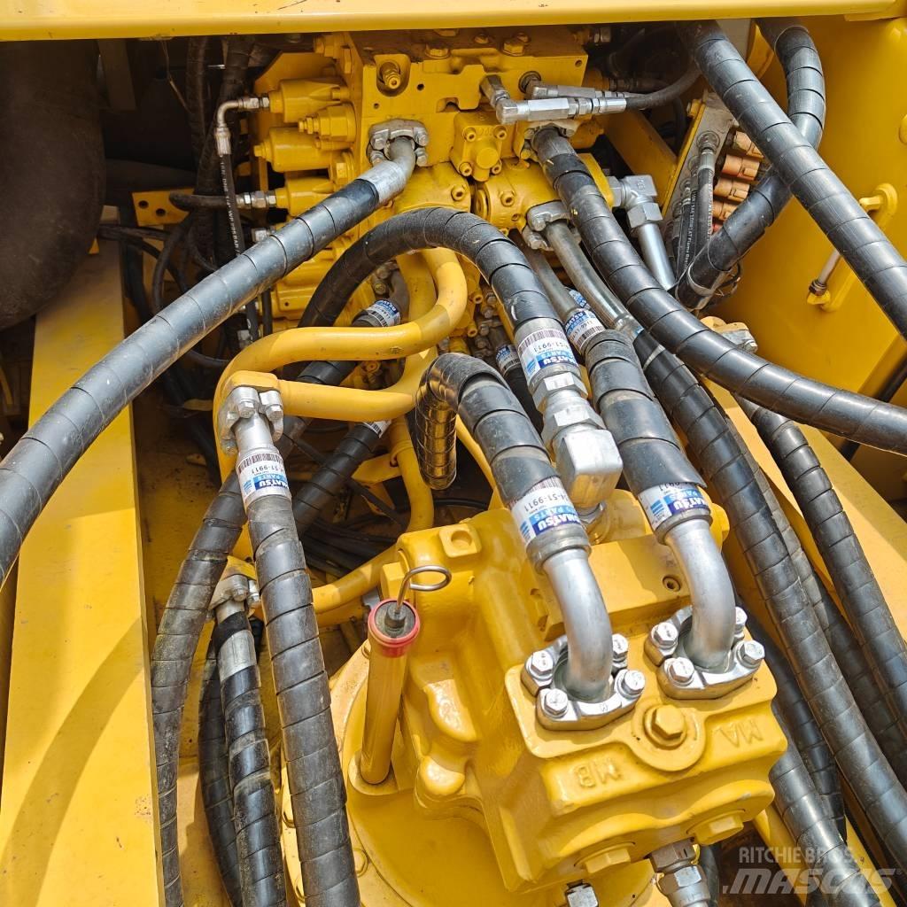 Komatsu 350-7 Гусеничні екскаватори