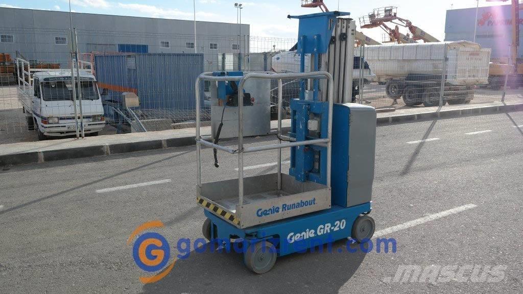 Genie GR 20 Вертикальні щоглові підйомники