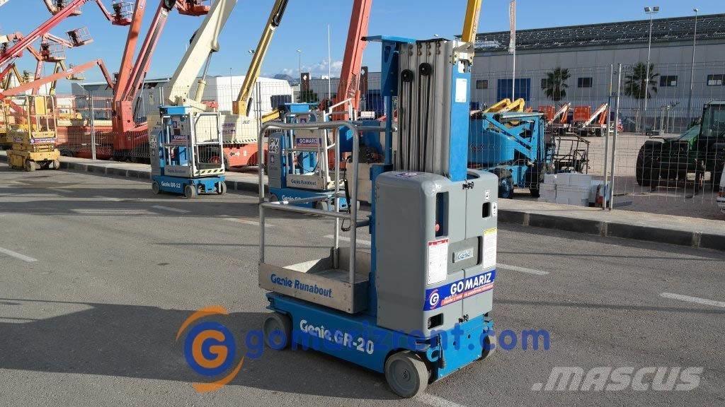 Genie GR 20 Вертикальні щоглові підйомники