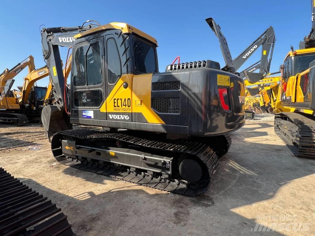 Volvo EC 140 DL Гусеничні екскаватори
