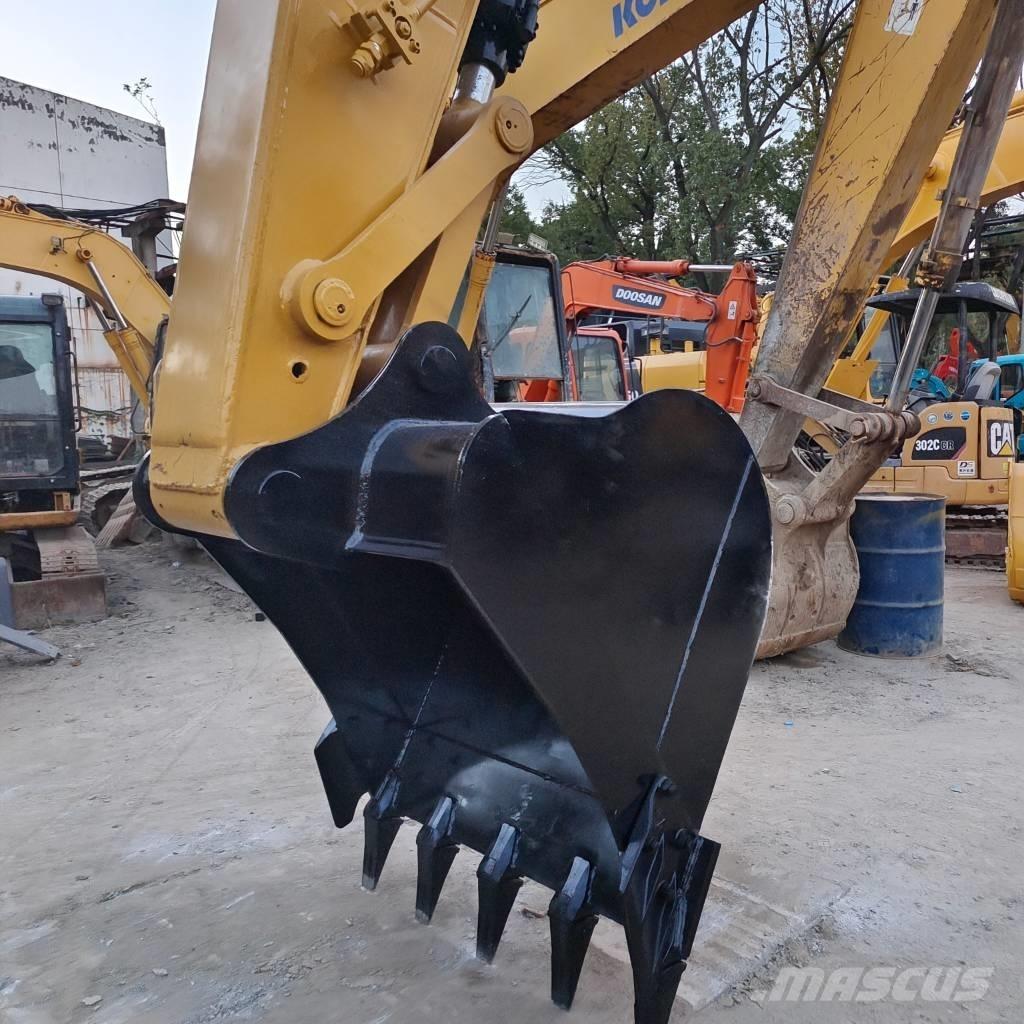CAT 320 D2L Гусеничні екскаватори