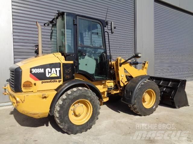 CAT 908M Фронтальні навантажувачі