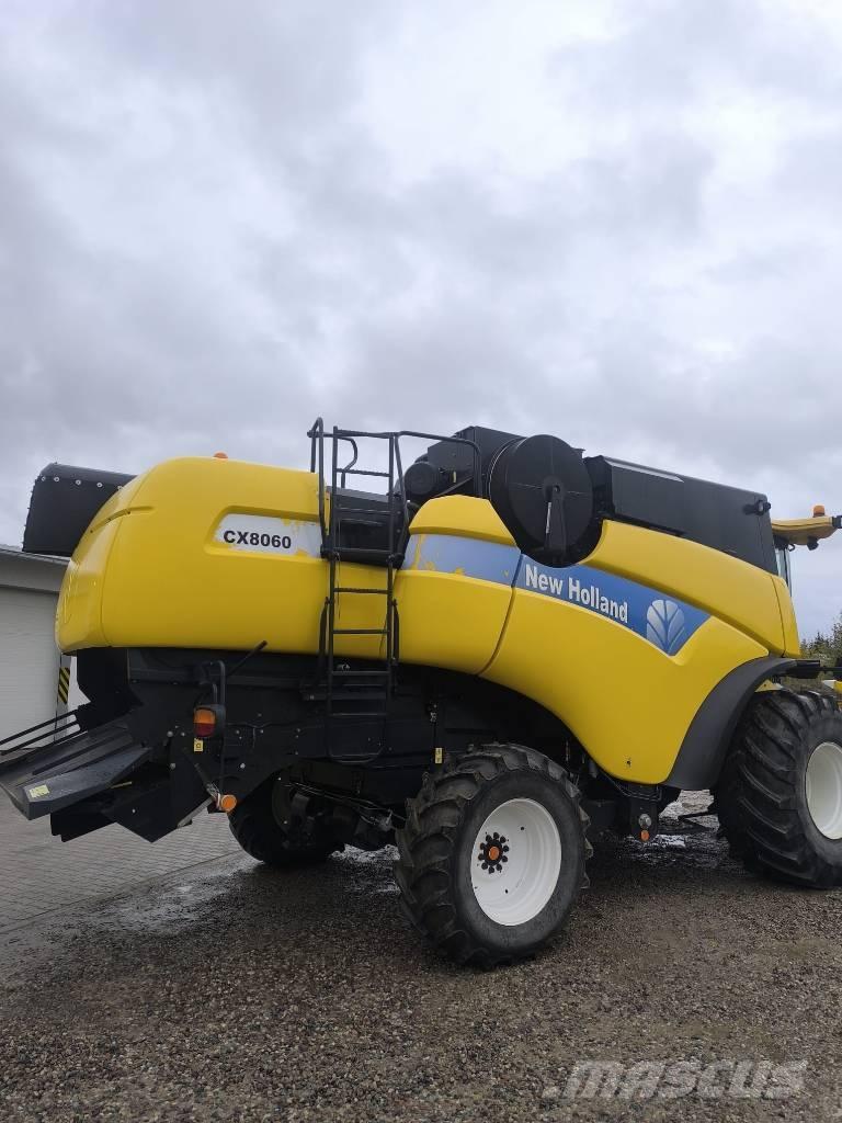 New Holland CX 8060 Зернозбиральні комбайни