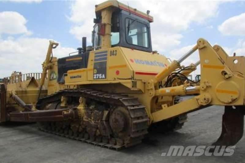 Komatsu D275A-5 Гусеничні бульдозери