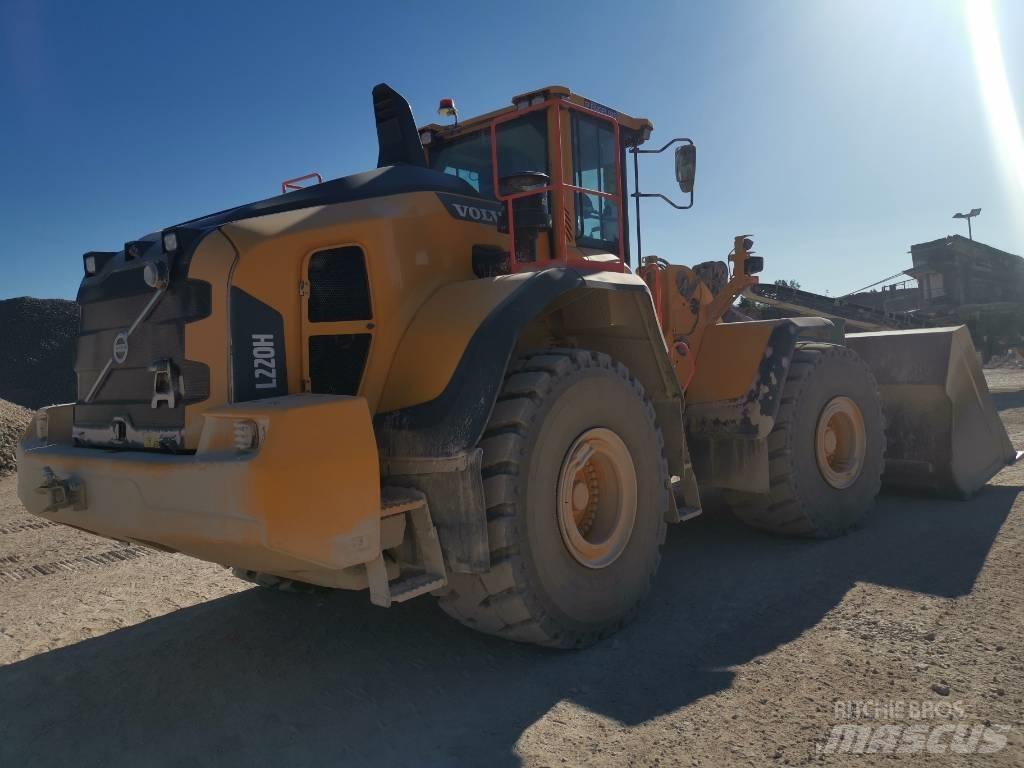 Volvo L220H, UTHYRES Фронтальні навантажувачі
