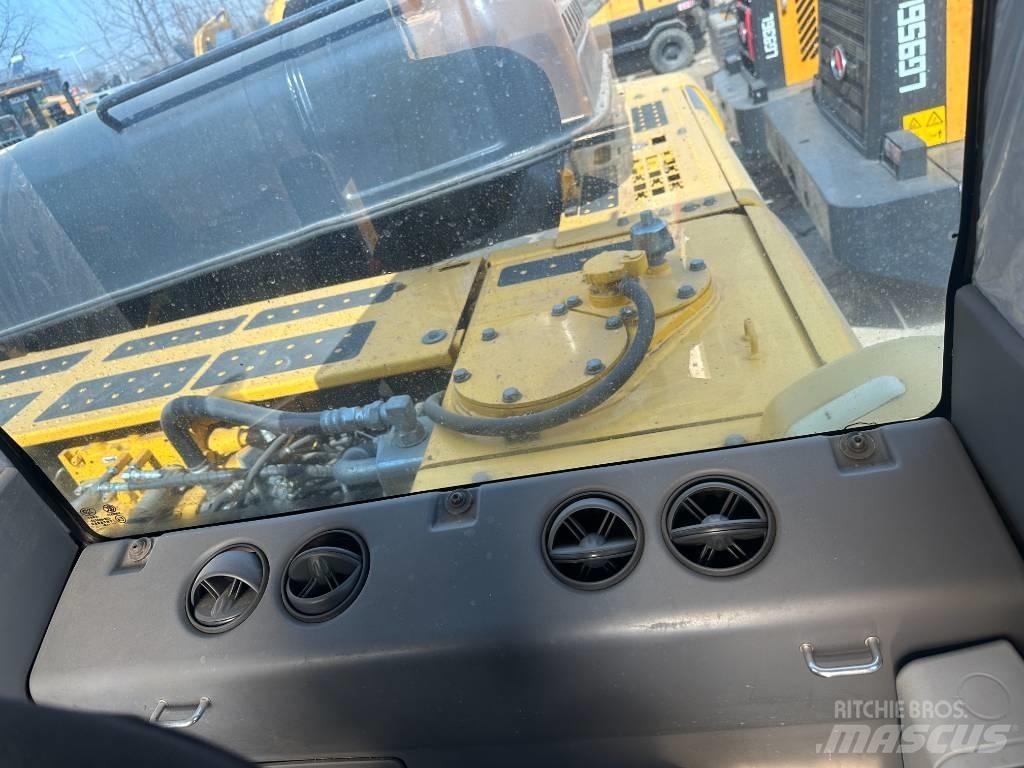 Komatsu pc360 Гусеничні екскаватори