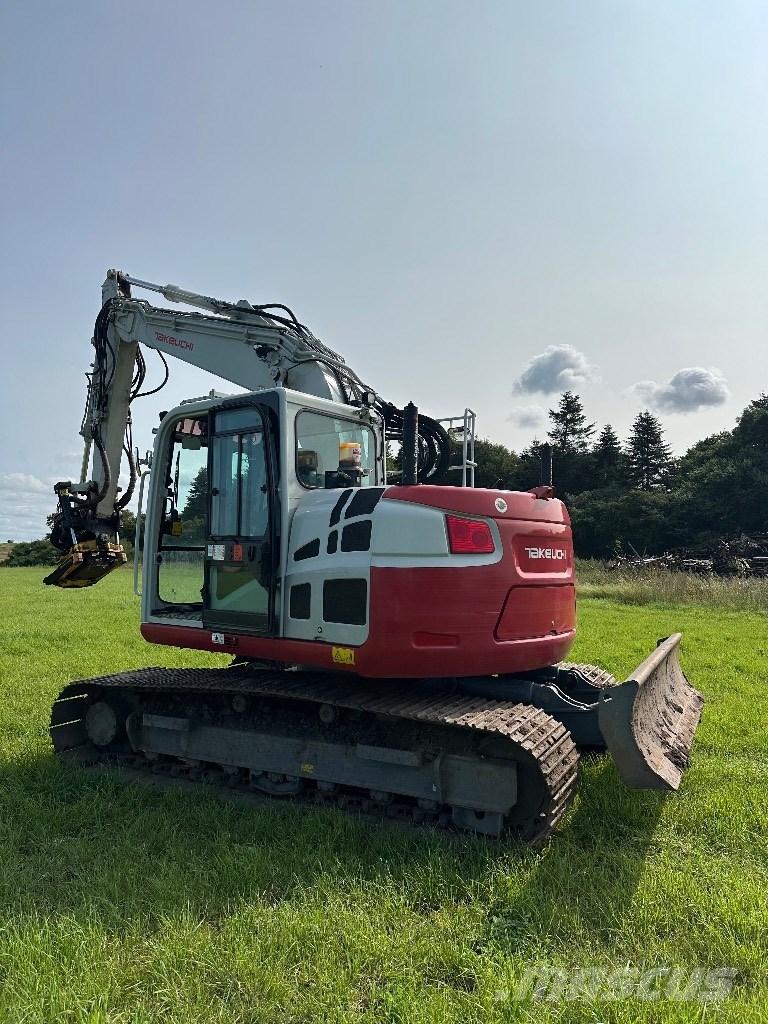 Takeuchi TB 2150 R Гусеничні екскаватори