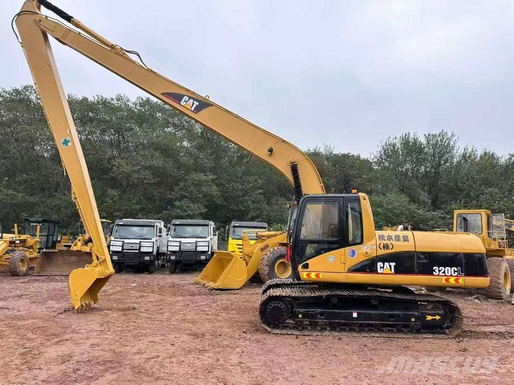 CAT 320 C L Екскаватори з великим вилітом