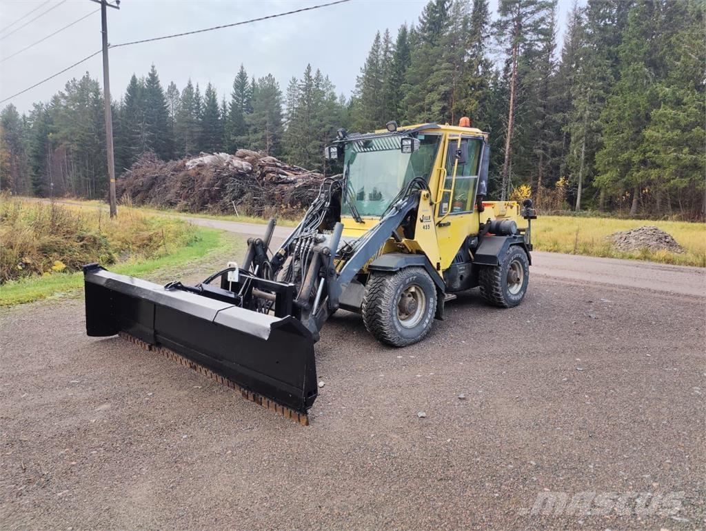 Wille 355 Підсобні машини